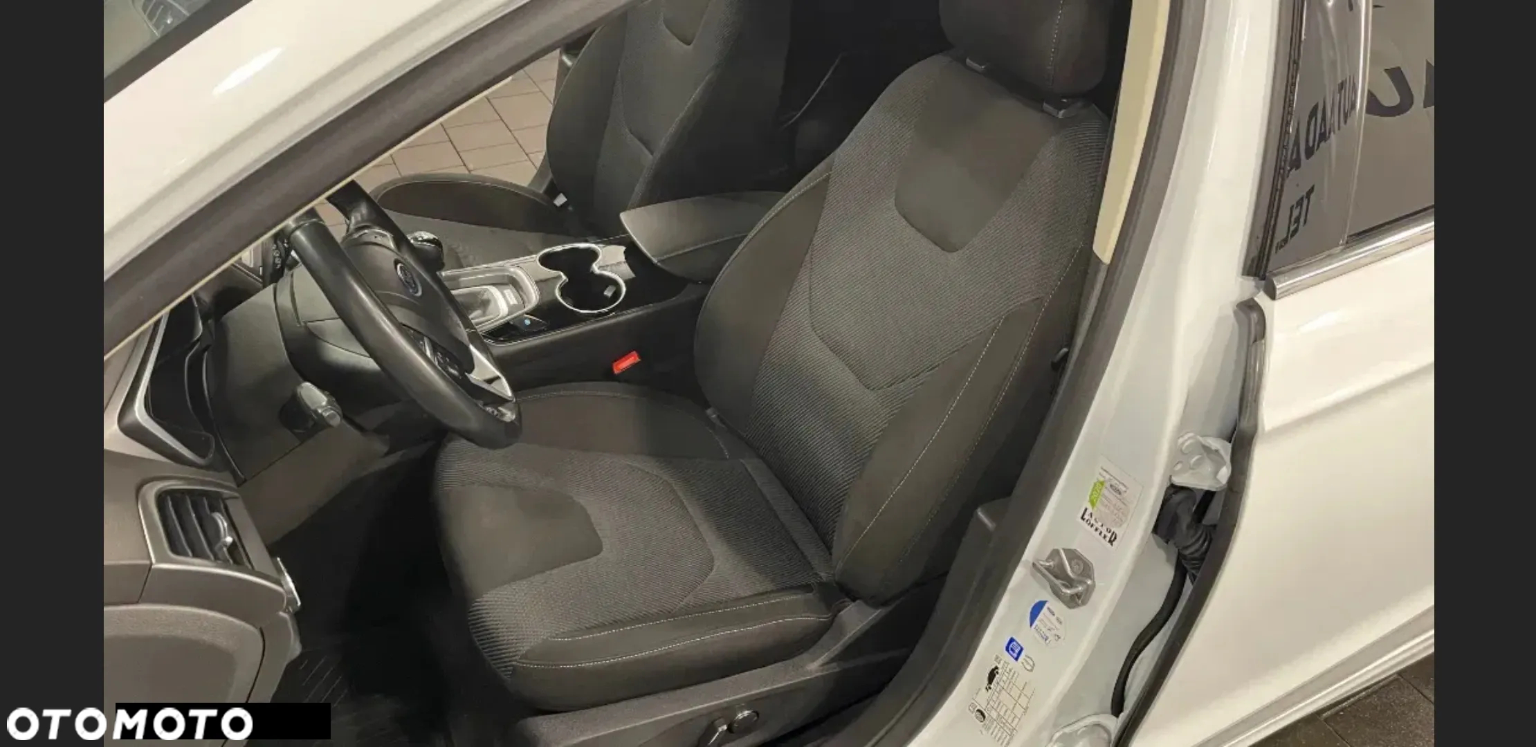 Ford Mondeo 2.0 EcoBlue Titanium - 11