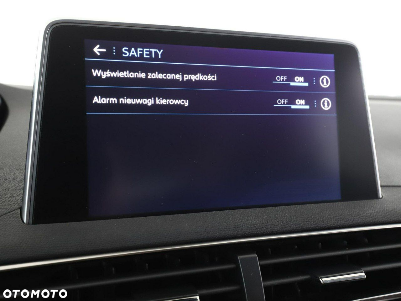 Peugeot 3008 BlueHDi 130 Stop & Start EAT8 Active Pack - 26