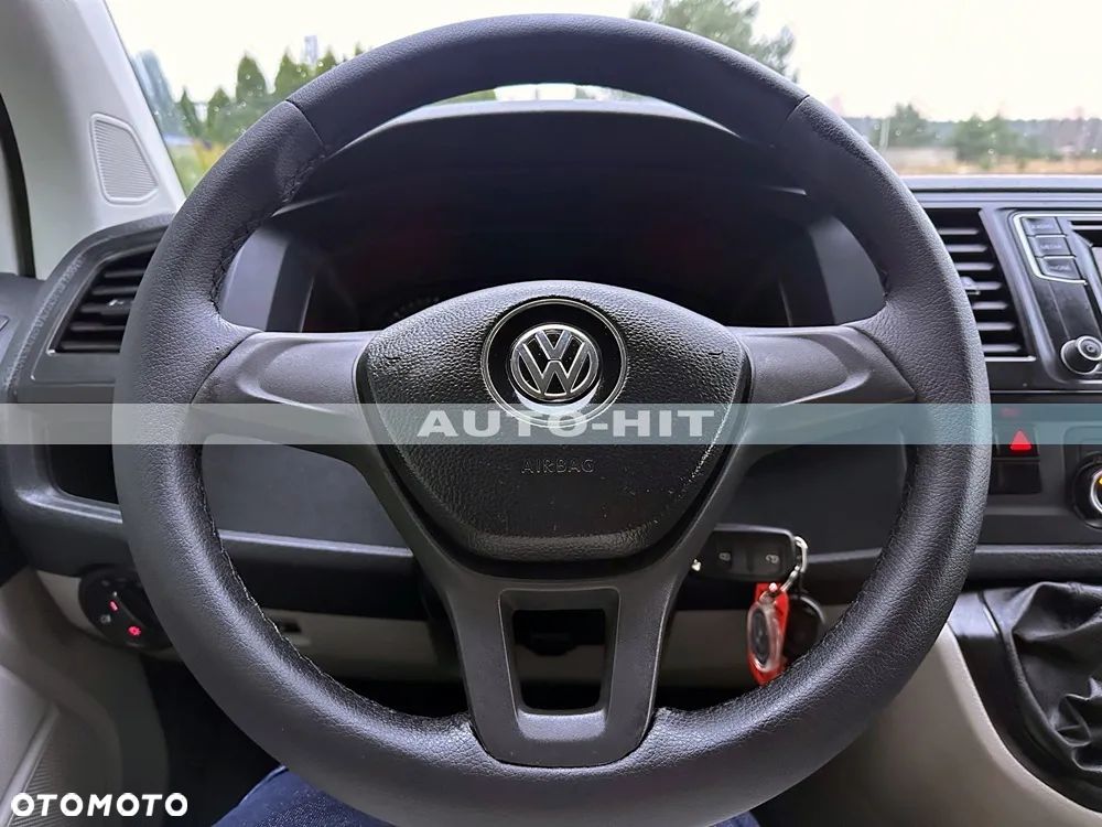 Volkswagen Transporter - 28