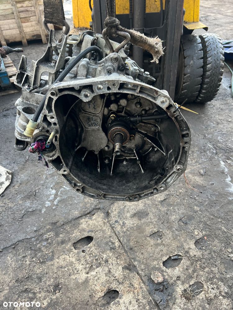 Skrzynia biegów renault Megane II 1,9 DCI NDO 002 Przebieg 76 tys km - 2