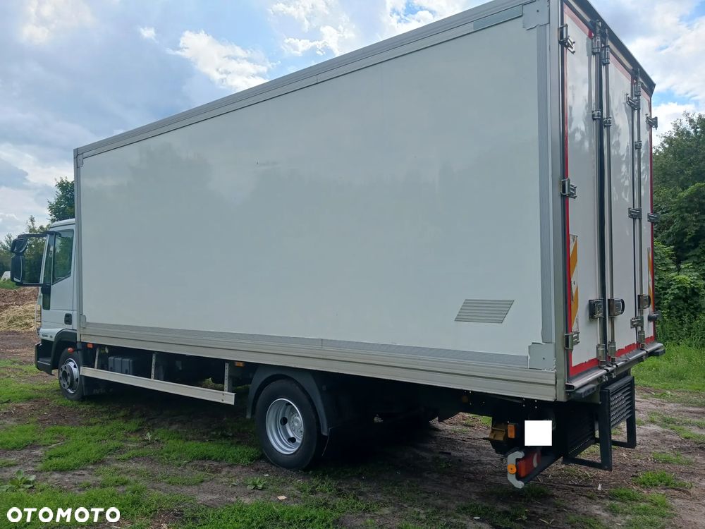 Iveco EUROCARGO 100E18 E5 2013r 277 tyś km KLIMA SALON Izoterma Chłodnia Mroźnia - 14