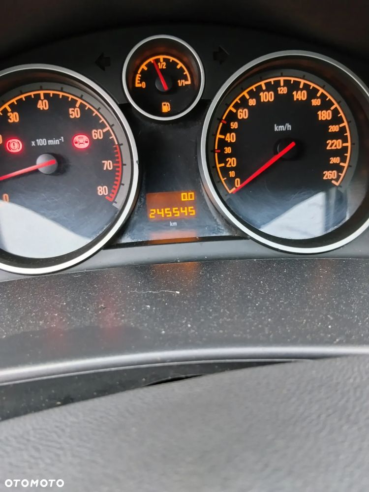 Opel Astra 1.6 Sport - 12