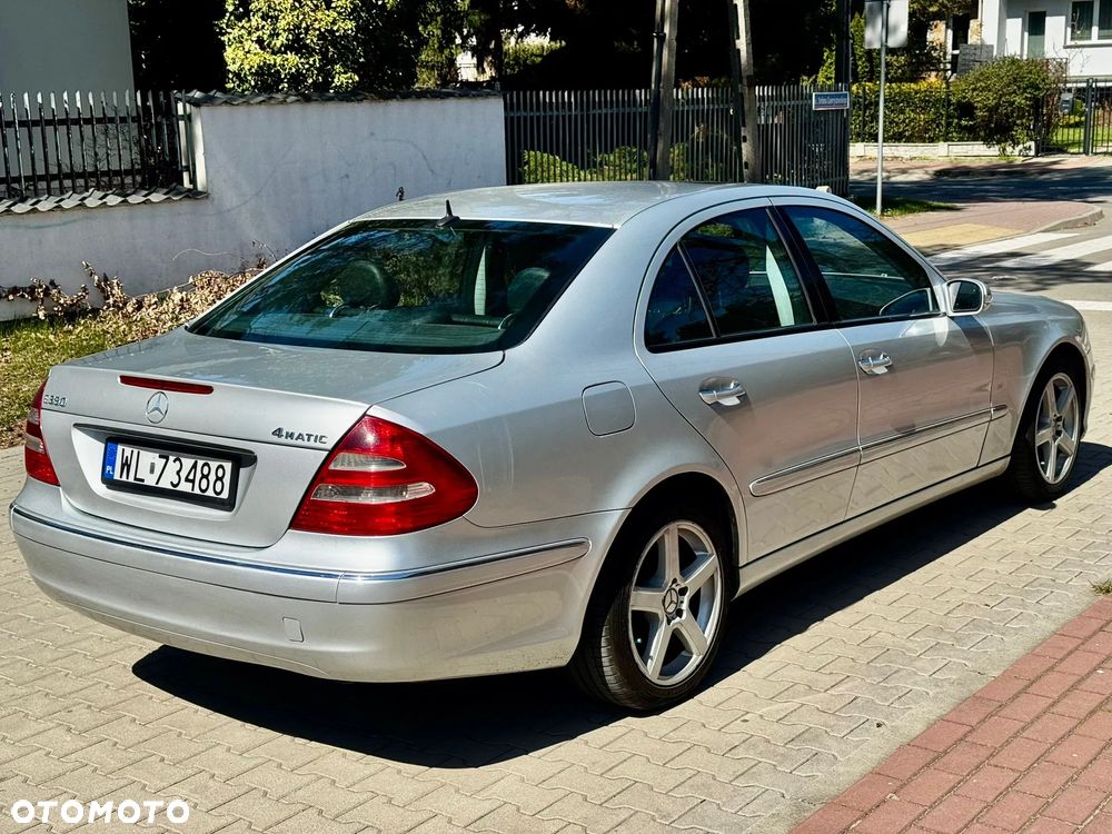 Mercedes-Benz Klasa E 350 4-Matic Elegance - 3