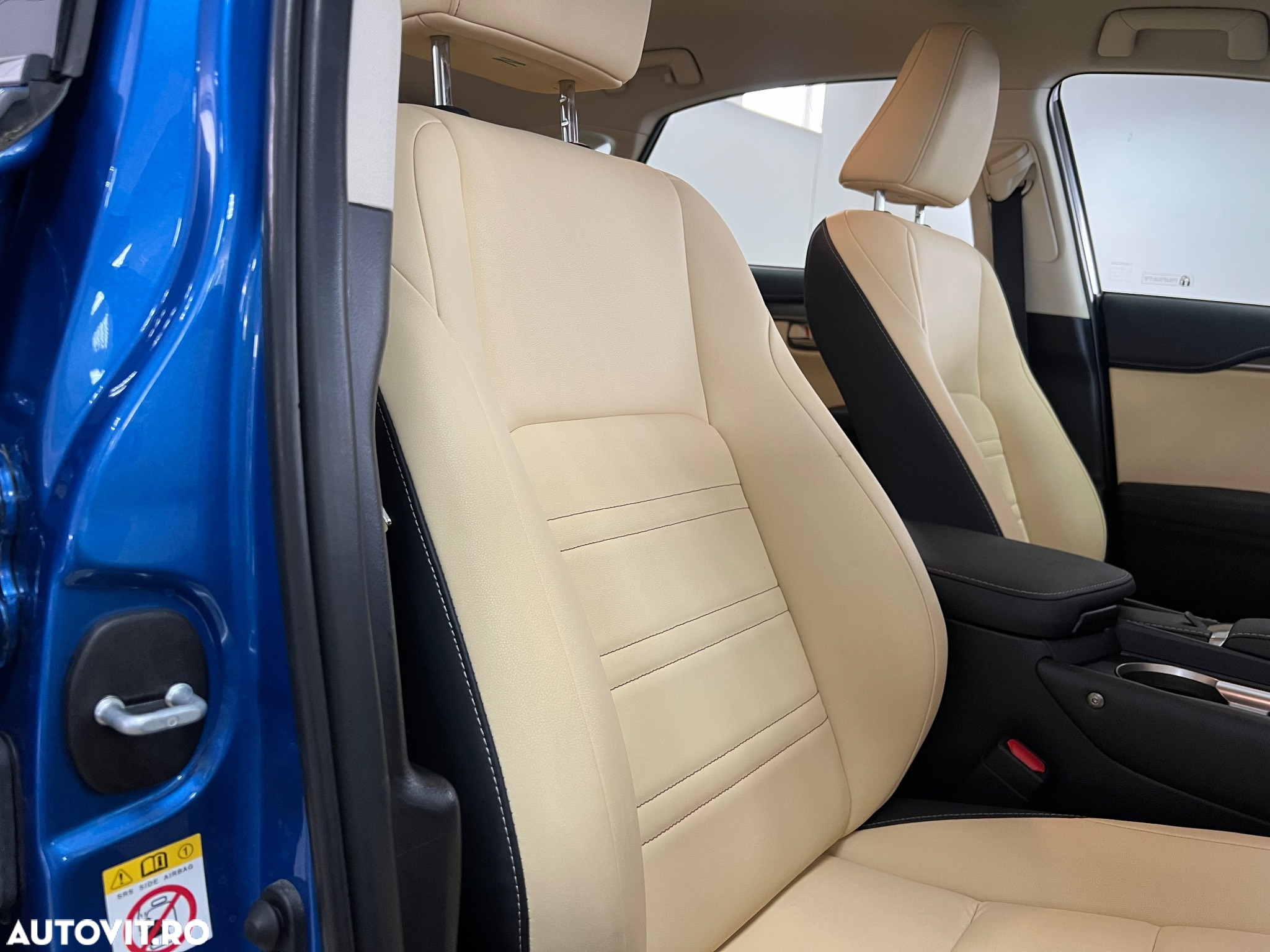 Lexus Seria NX 300h AWD Business - 17