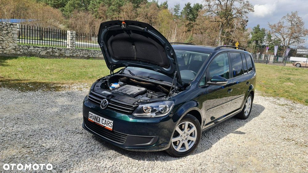 Volkswagen Touran - 31