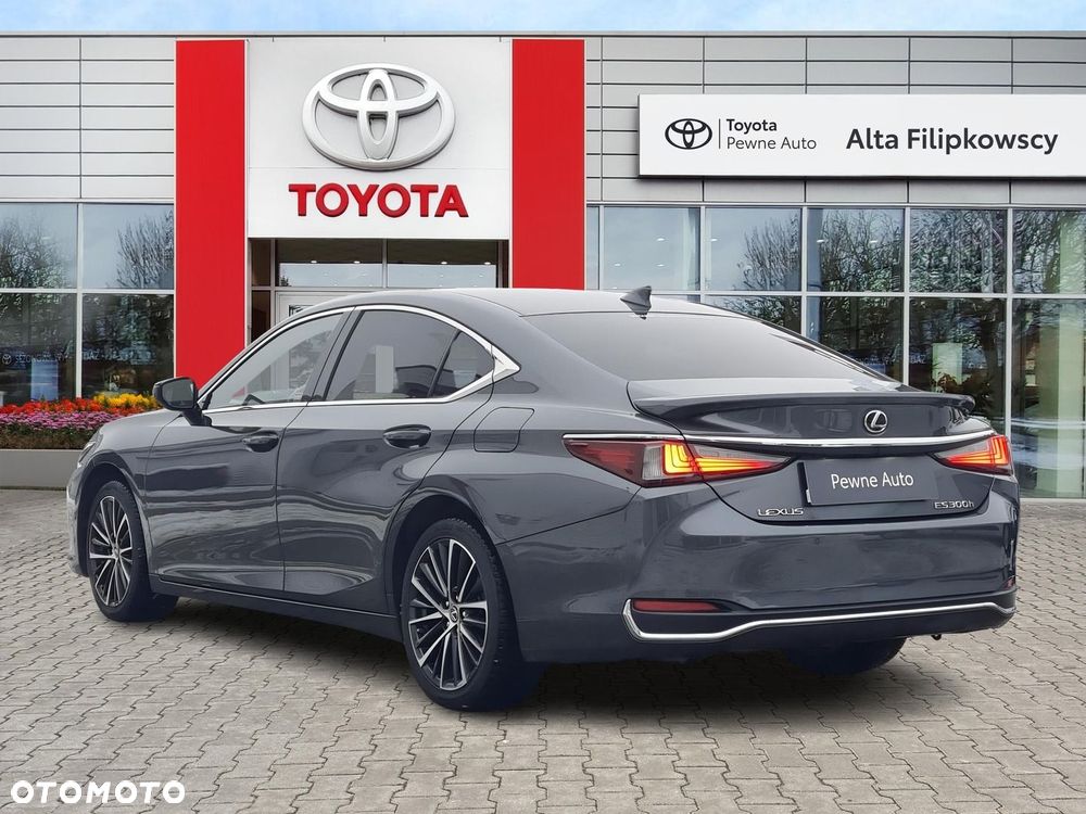 Lexus ES 300h Business Edition - 2