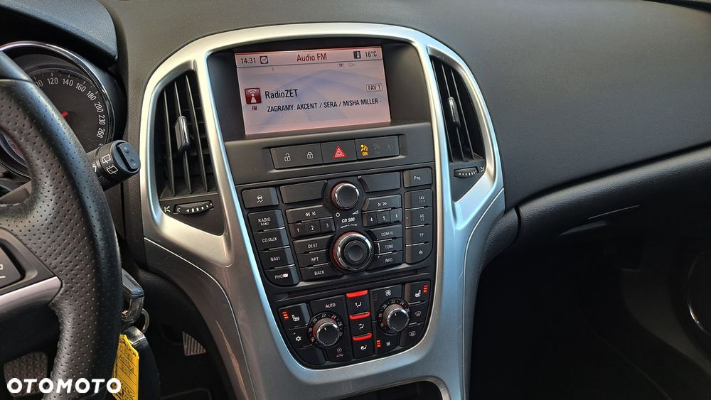 Opel Astra 1.4 Turbo Cosmo - 29