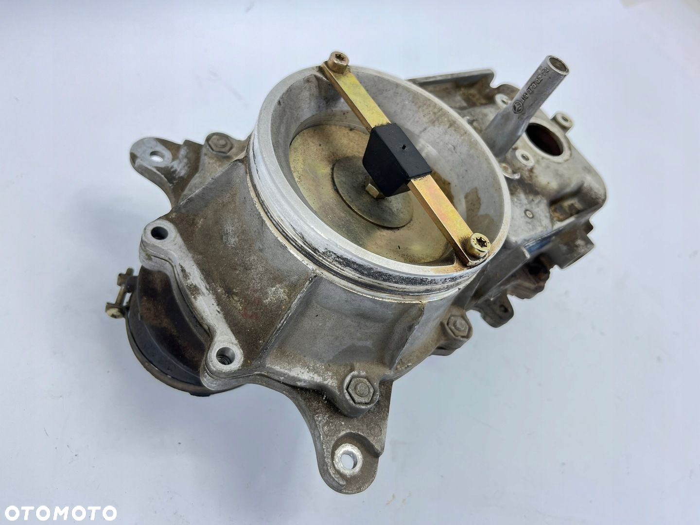 PRZEPUSTNICA K-JET MERCEDES W124 W201 M102 230E 200E 0438121043 4-CYLINDRY - 4