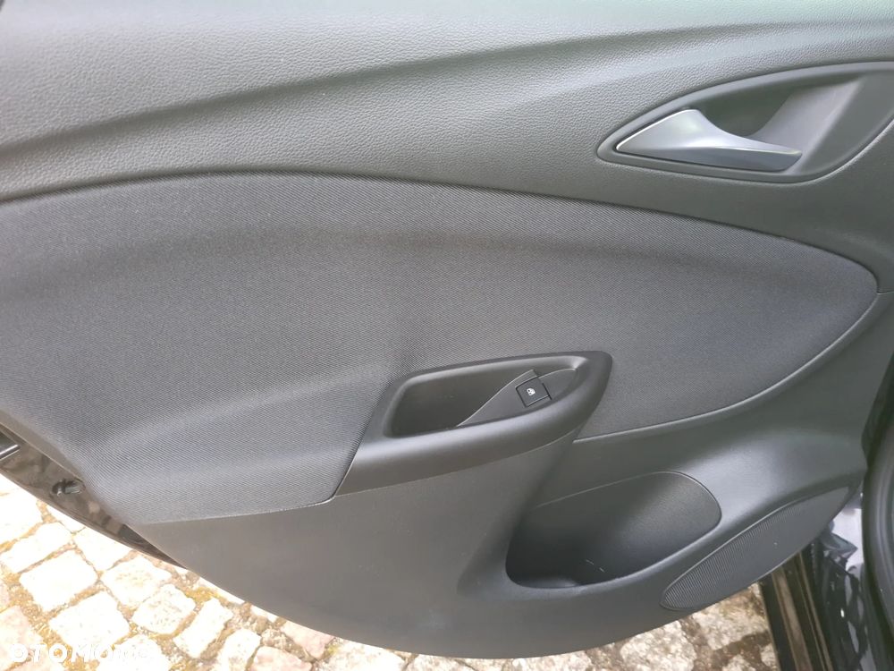 Opel Astra 1.6 D Start/Stop 120 Jahre - 13