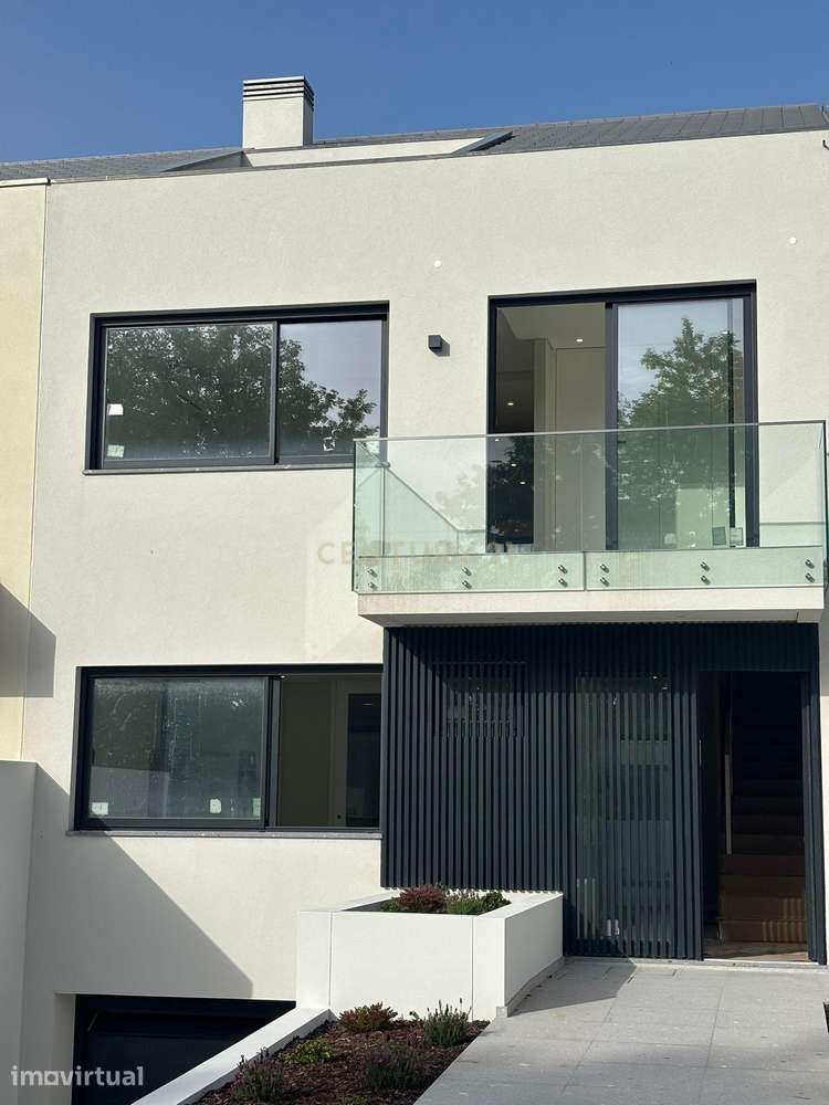 Casa de Luxo em Perafita, Matosinhos - Nova e Aconchegante - Grande imagem: 2/28