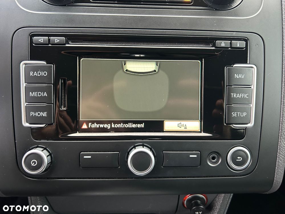 Volkswagen Touran 1.4 TSI Comfortline DSG - 21