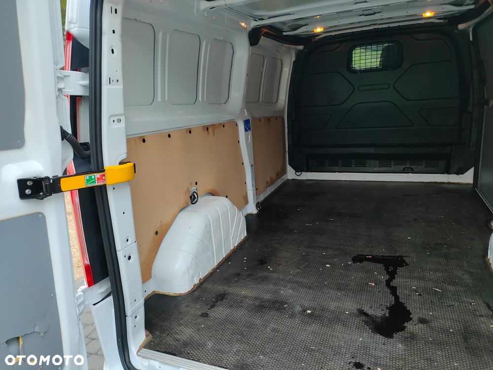 Ford TRANSIT CUSTO 2021 2,0 TDCI 130KM L2H1 LONG EURO6 BRUTTO VAT 23% - 21