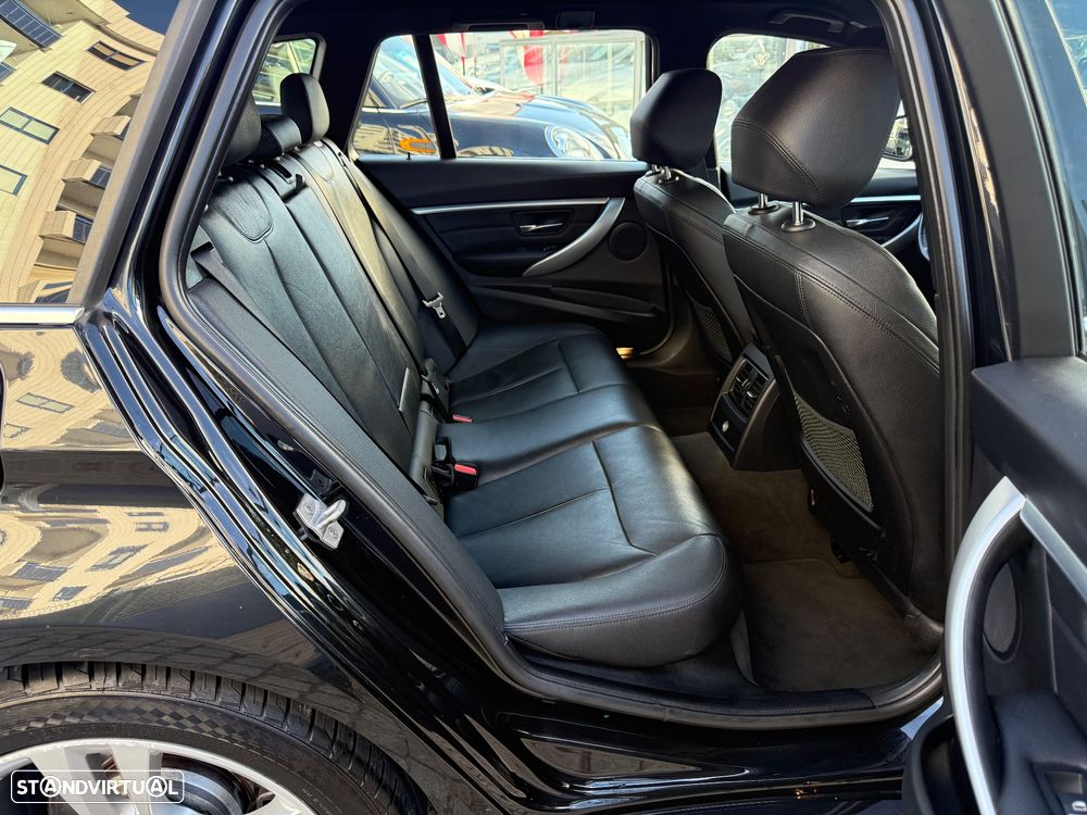 BMW 320 d Touring Sport-Aut. Efficient Dynamics Edition Sport Line - 40