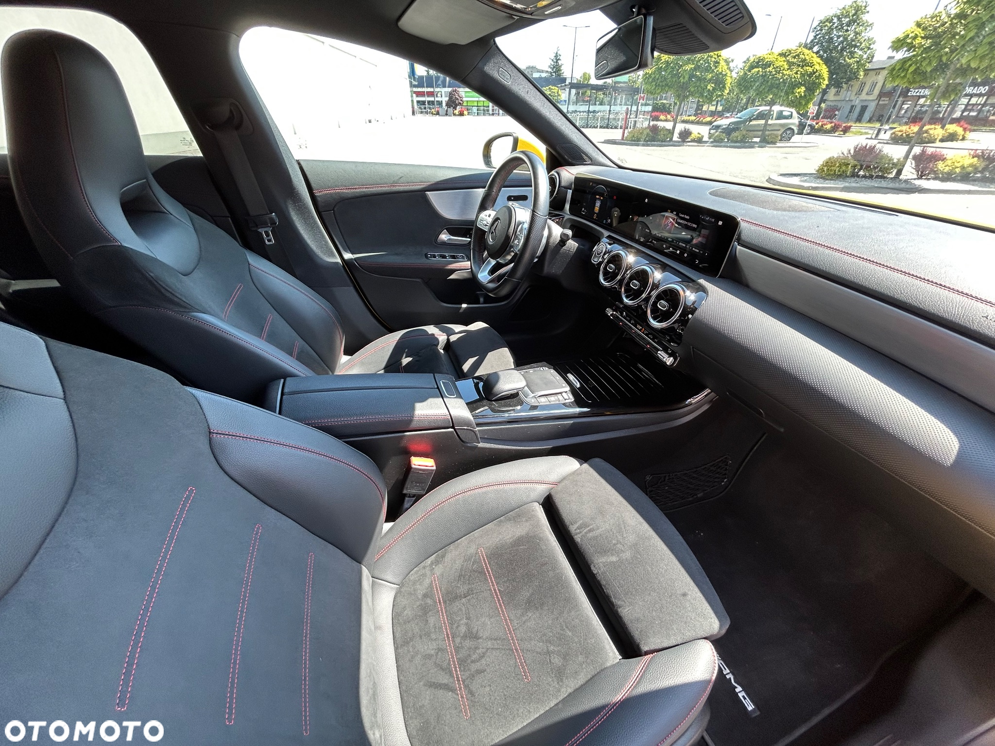 Mercedes-Benz CLA 200 AMG Line 7G-DCT - 17
