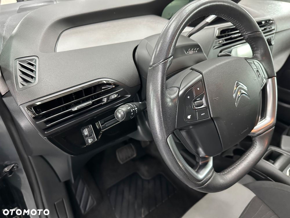 Citroën C4 Picasso - 16