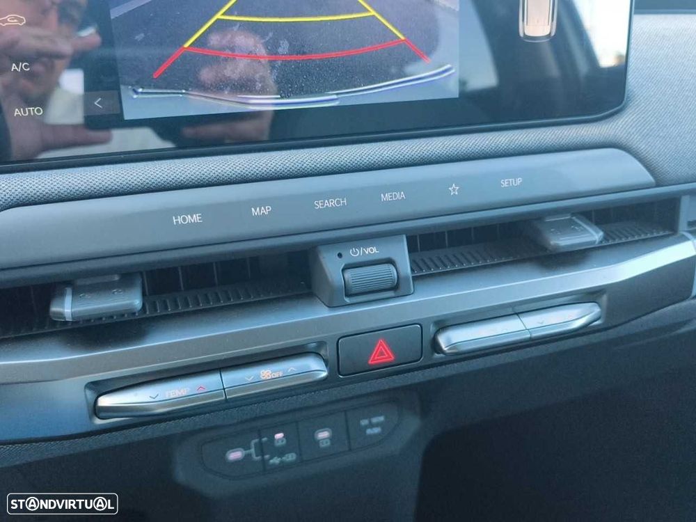 Kia EV3 81.4 kWh Tech - 27