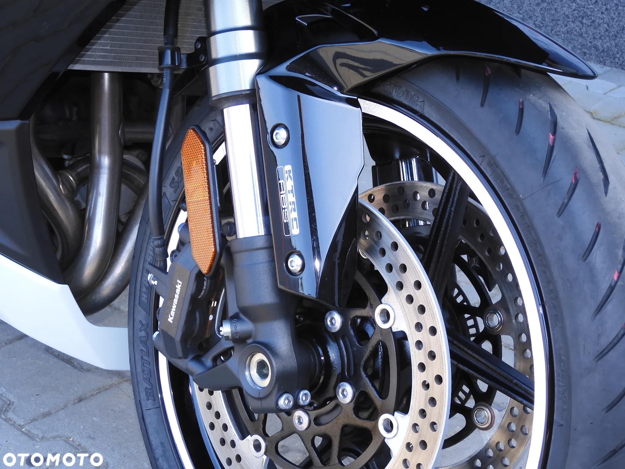 Kawasaki Ninja 1000 SX - 5
