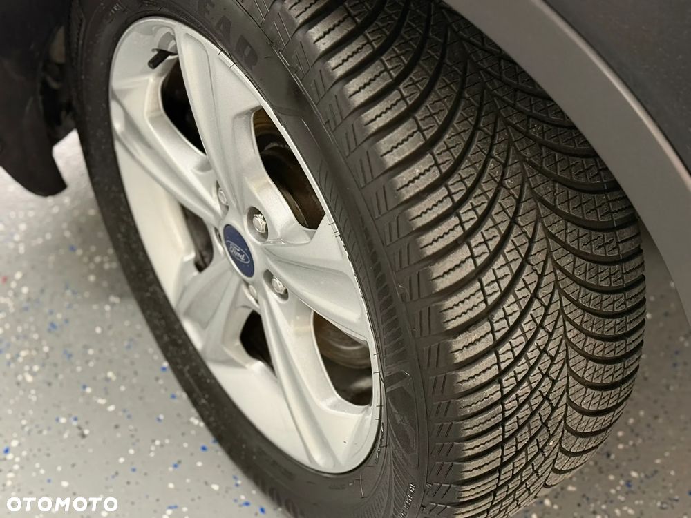 Ford Kuga 2.0 TDCi 4x4 SYNC - 20