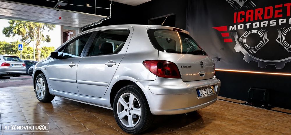 Peugeot 307 1.6 HDi Premium - 11