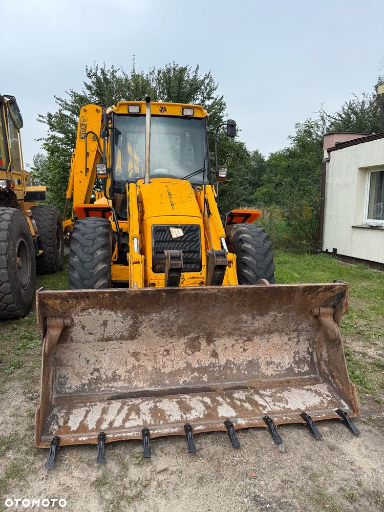JCB 4CX SUPER 2002 rok na Umowe kupna stan bdb - 4