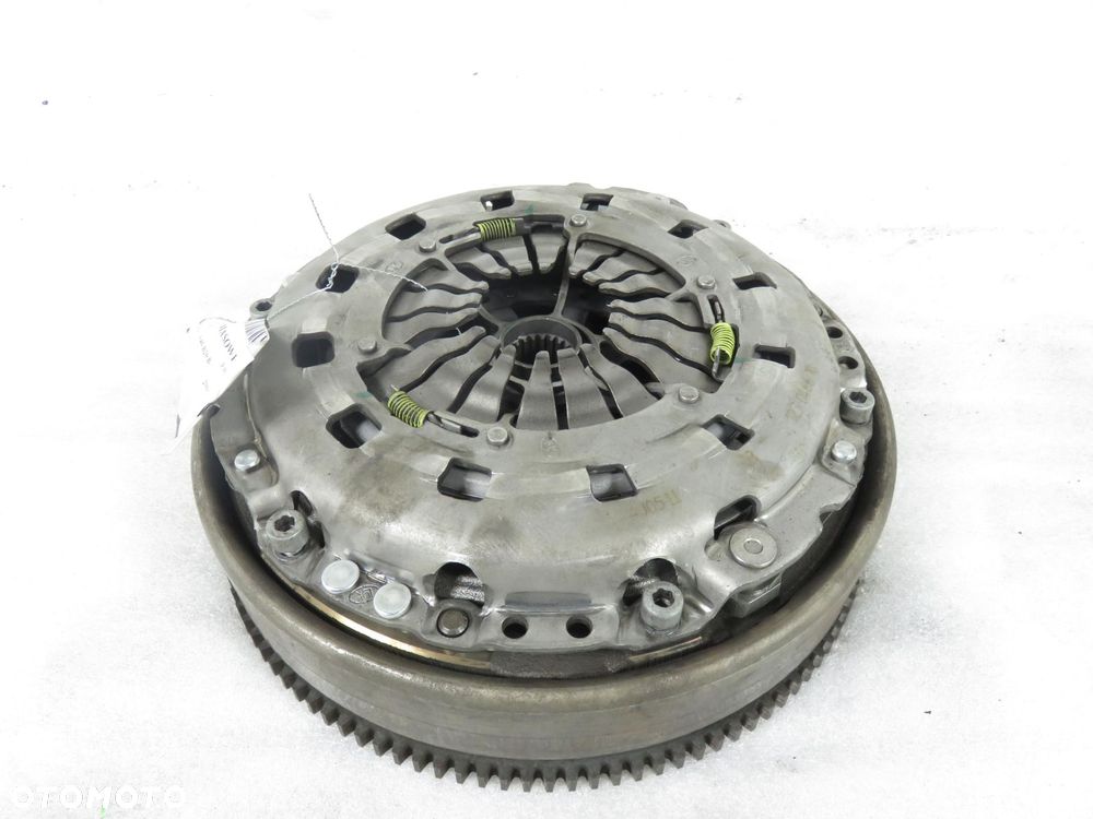 KOŁO DWUMASOWE BMW E90 318 7541018HU 123044610 323064210 - 3