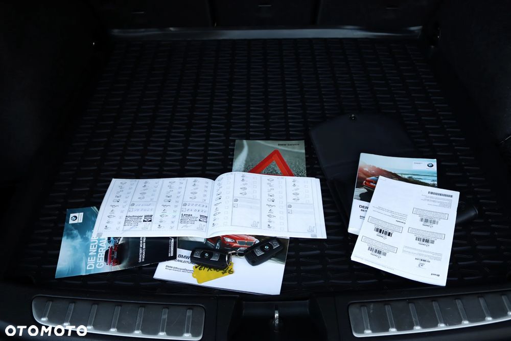 BMW X1 xDrive20d - 38
