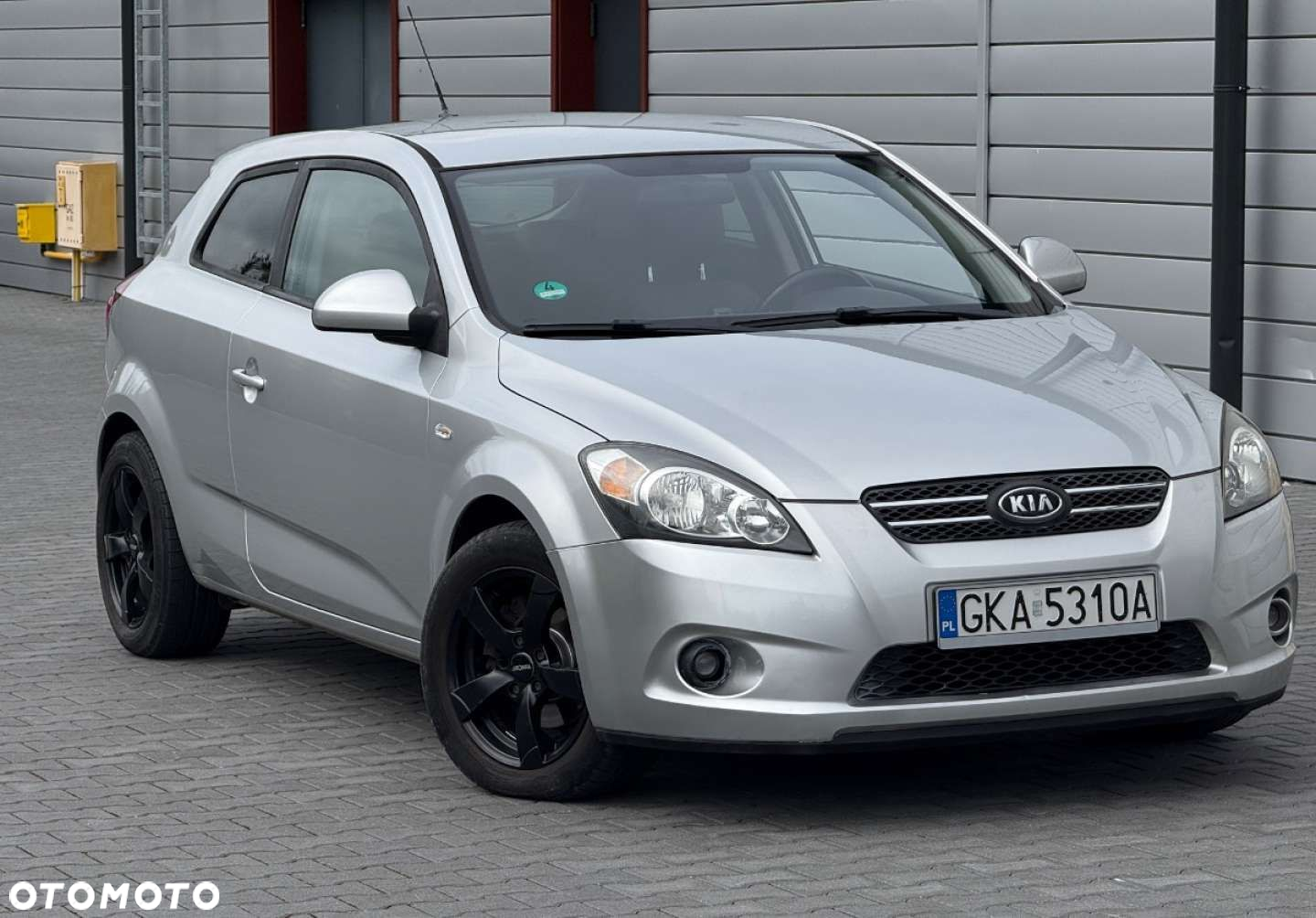 Kia ProCeed - 12