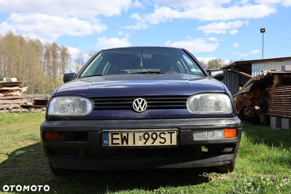 Volkswagen Golf - 5
