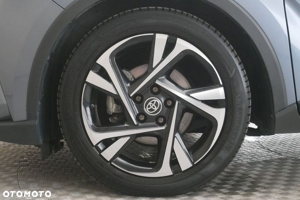 Toyota C-HR - 14