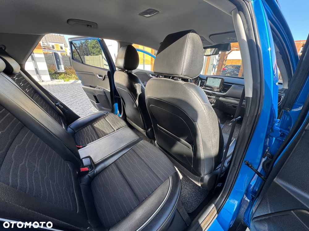 Kia Stonic 1.0 T-GDI OPF Mild Hybrid GT Line - 13