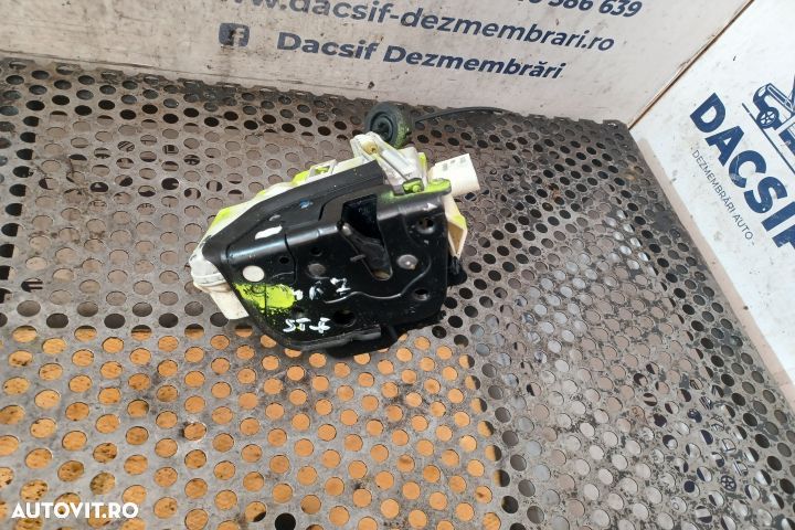 BROASCA USA STANGA FATA Audi A4 B7  [din 2004 pana  2008] seria - 1