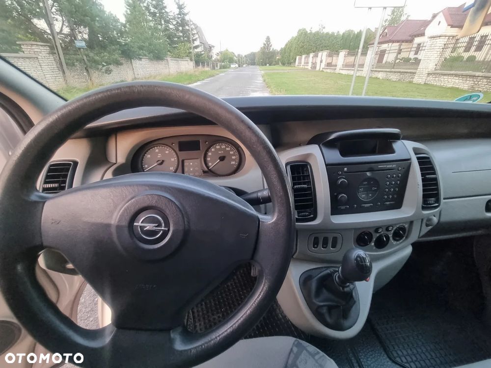 Opel Vivaro L2H1 2.9t - 5