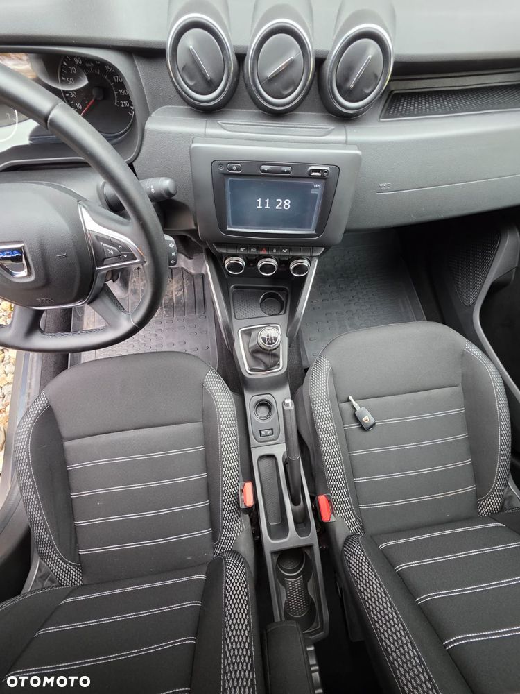 Dacia Duster 1.6 SCe Prestige - 25