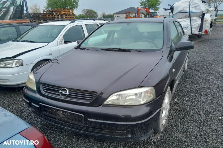 Rampa injectoare 25317316 Opel Astra G [1998 - 2009] Hatchback 5-usi - 4