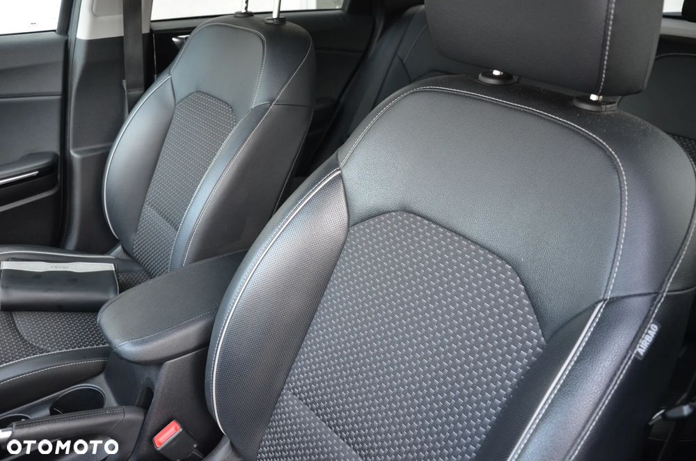 Kia Ceed 1.4 L Business Line Plus - 21