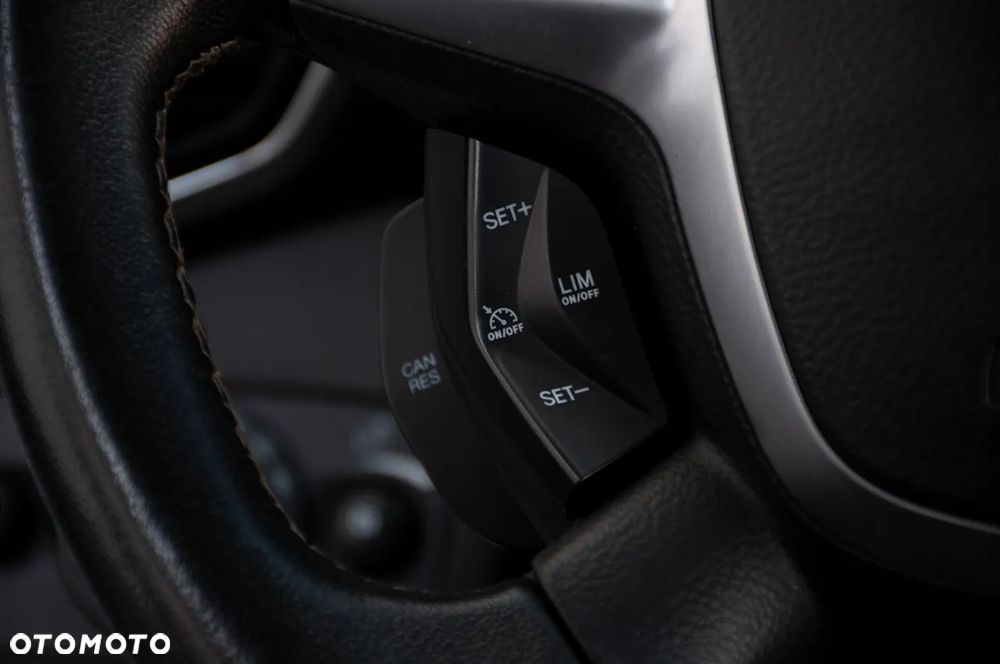 Ford Kuga 2.0 TDCi 4x4 Individual - 40