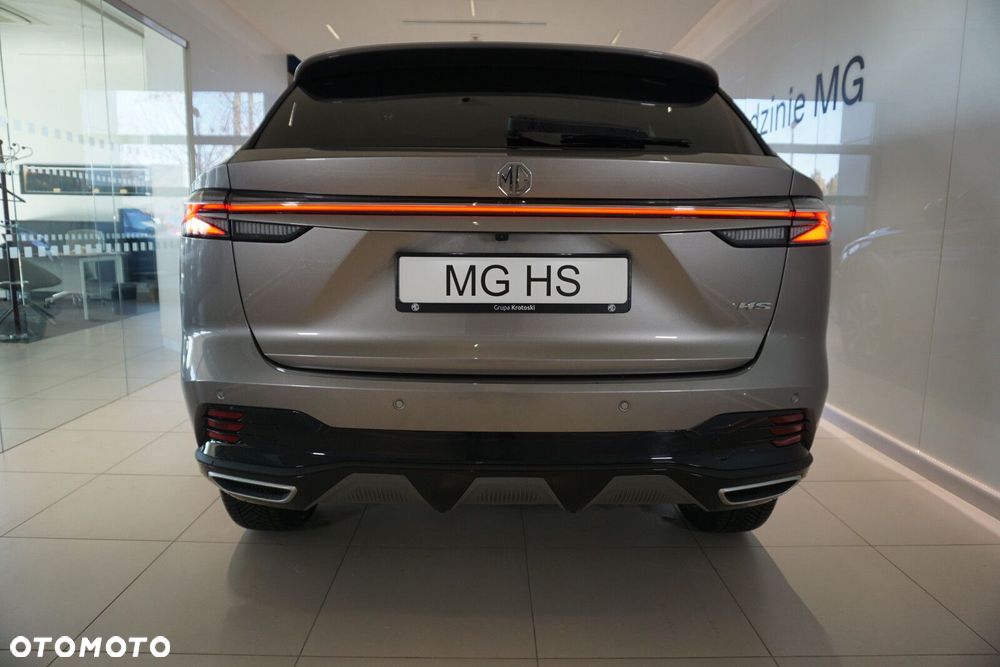MG HS Hybrid+ - 19