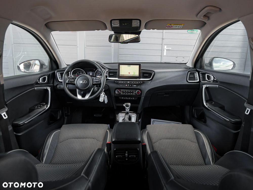 Kia Ceed 1.6 CRDi DCT Platinum Edition - 17