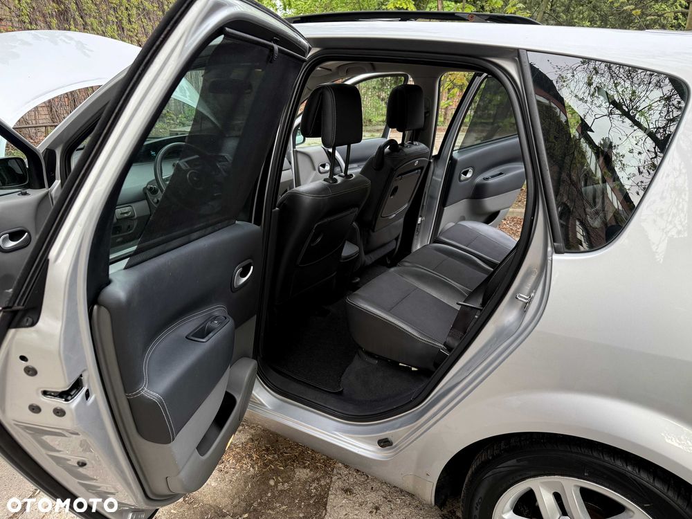 Renault Scenic - 7