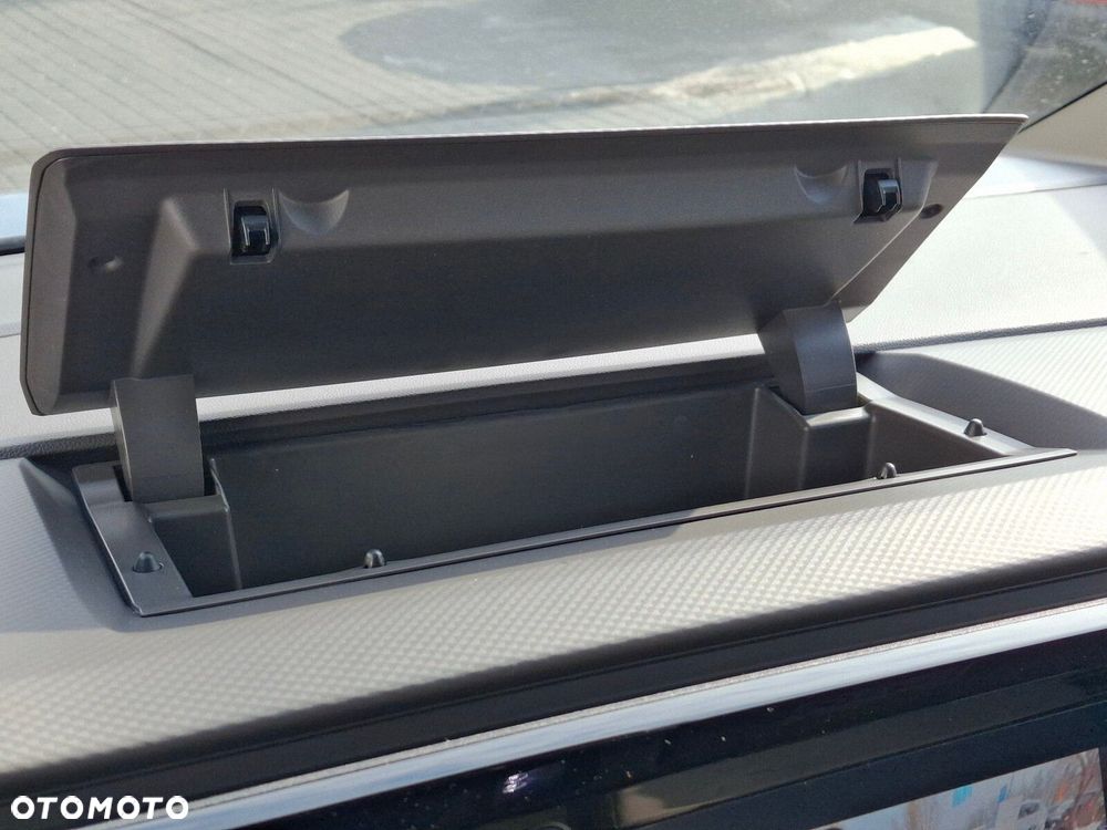 Volkswagen Multivan 2.0 TDI L2 Life DSG - 26