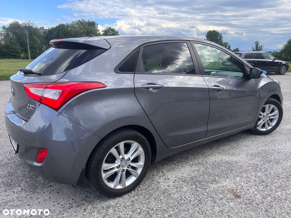 Hyundai i30 1.4 Premium - 27