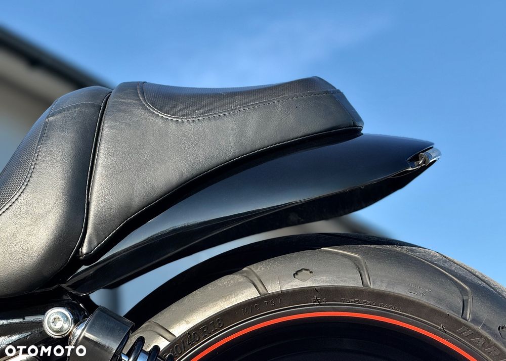 Harley-Davidson V-Rod Night Rod - 22