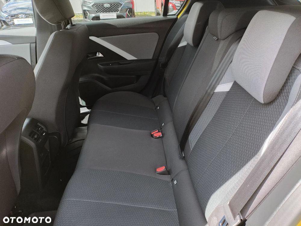 Opel Astra 1.2 T Edition S&S - 19