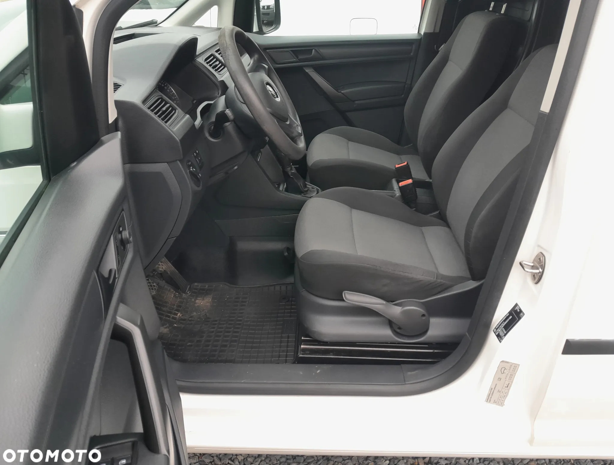 Volkswagen CADDY - 13