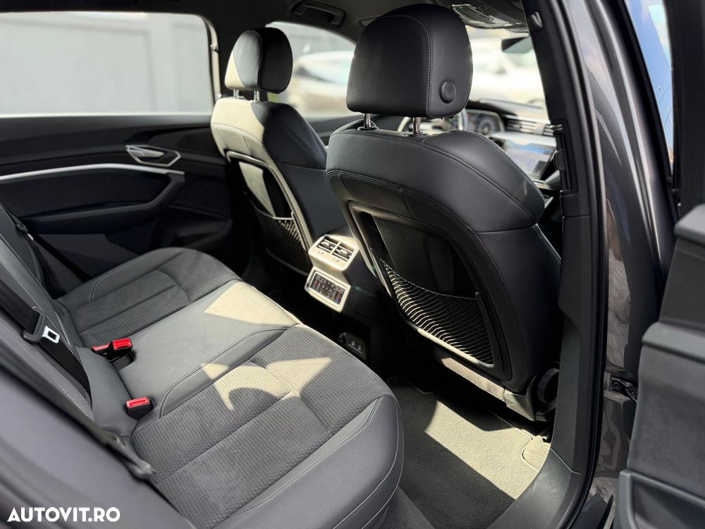 Audi e-tron - 19