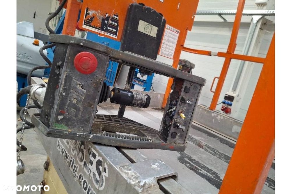 JLG 3246 ES - 11