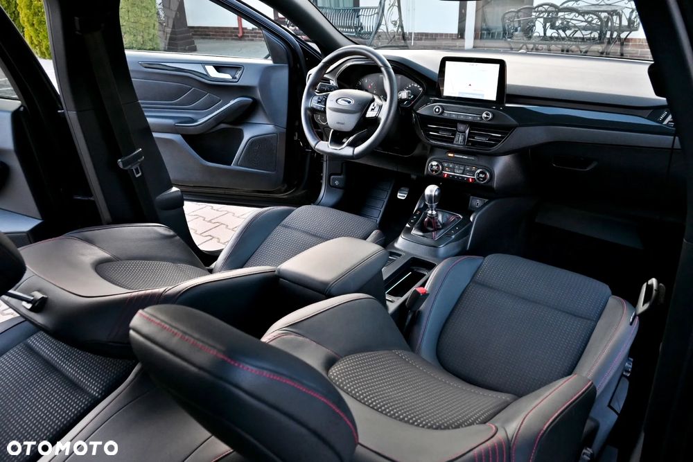 Ford Focus 1.5 EcoBlue SCR ST-Line - 25