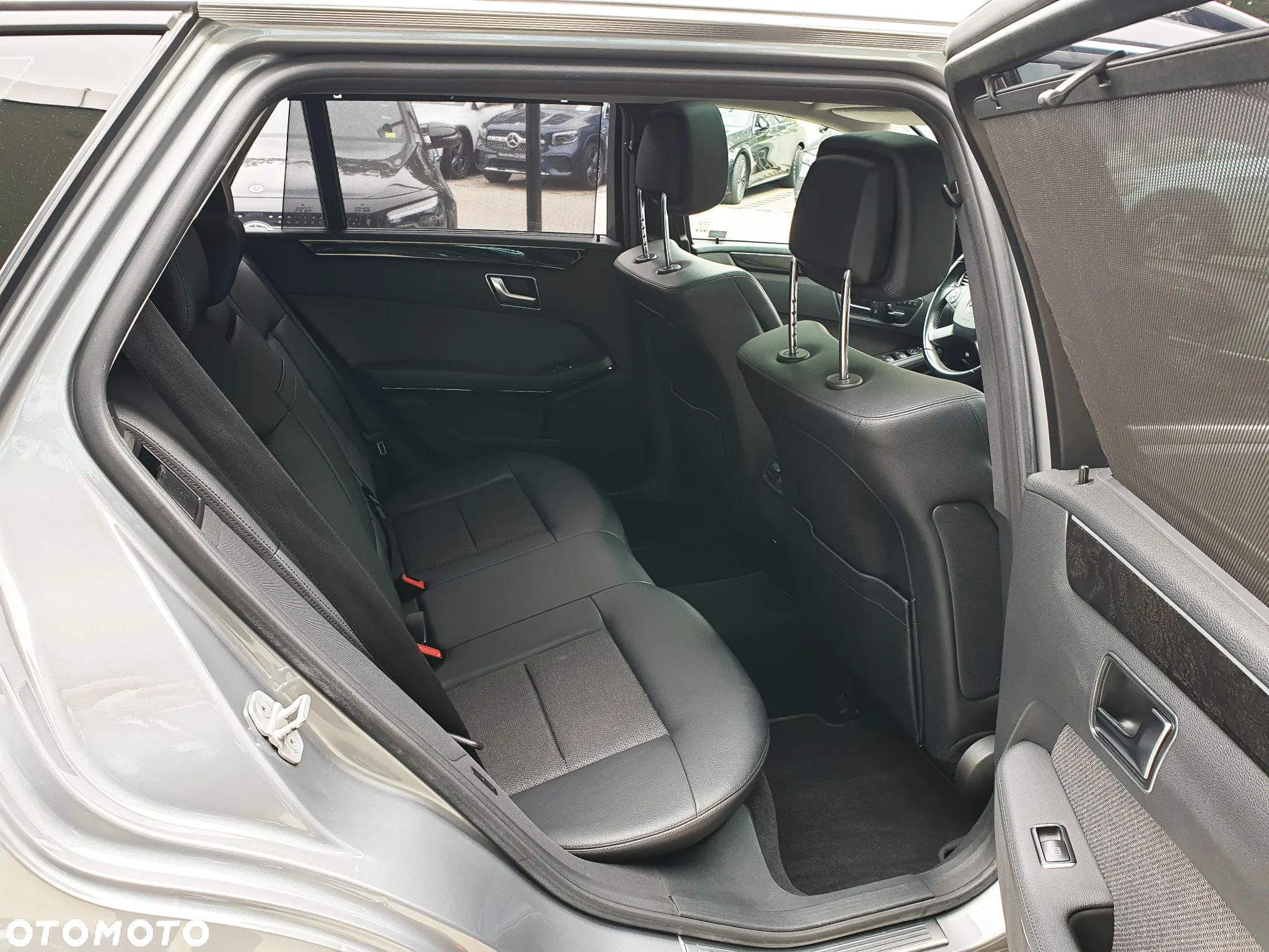 Mercedes-Benz Klasa E - 19
