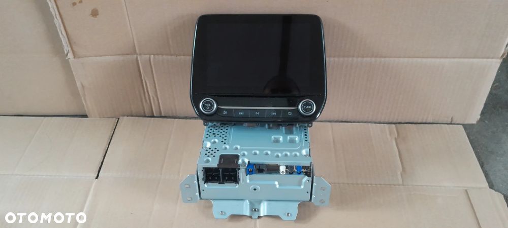 FORD FIESTA MK8 RADIO NAWIGACJA - 1