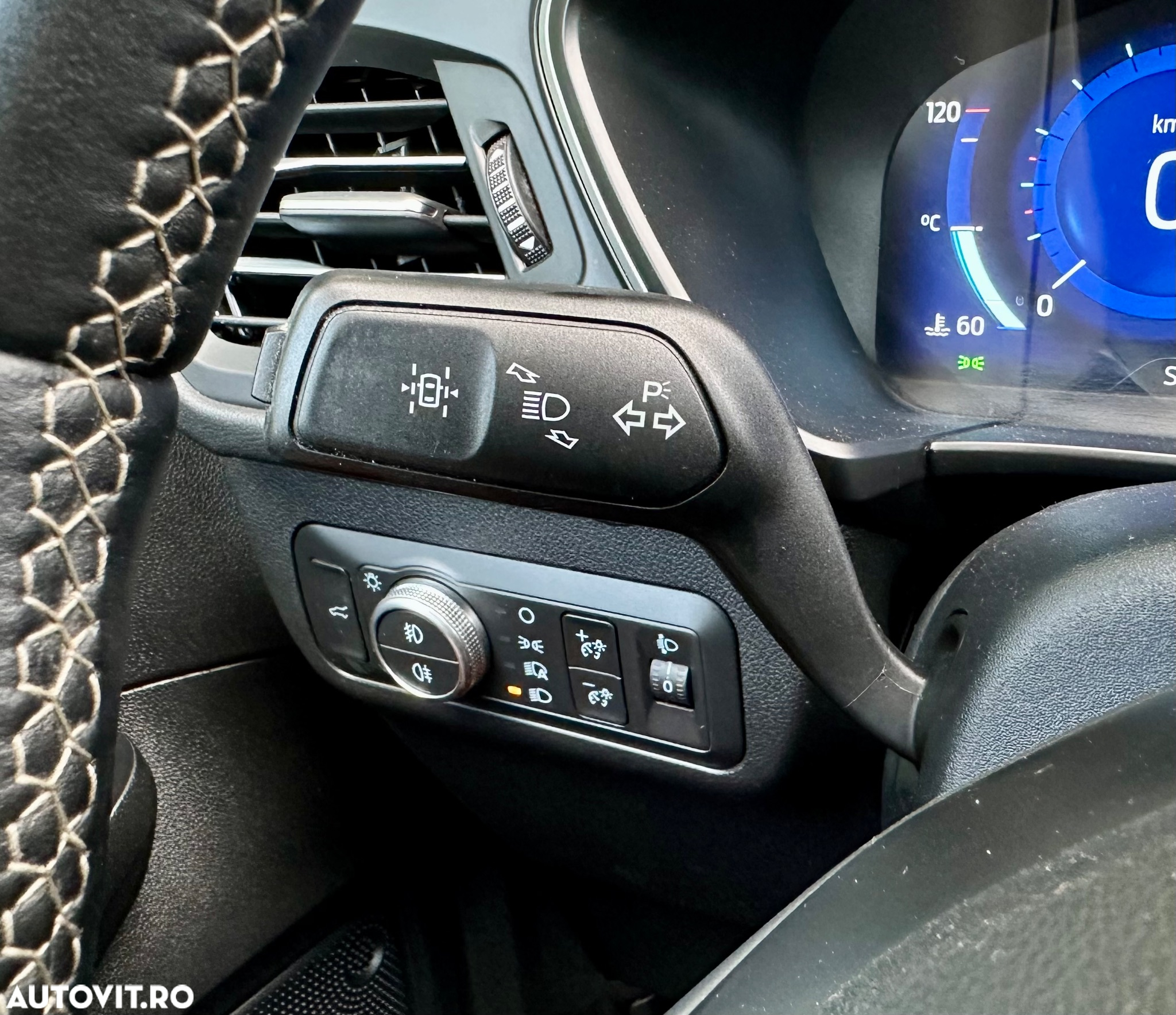 Ford Kuga 2.5 Duratec FHEV VIGNALE - 30